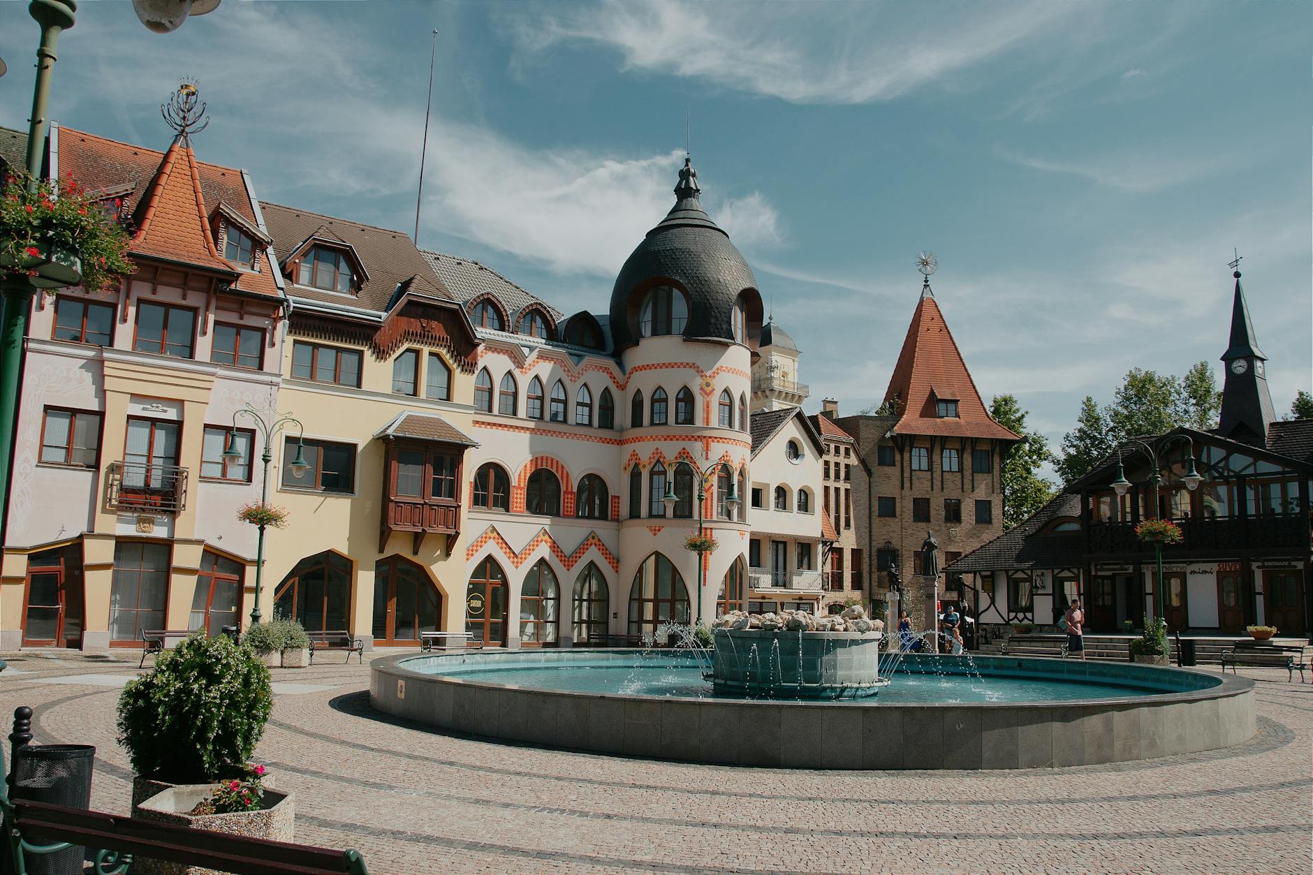 Mapa Kujawsko-Pomorskiego z zaznaczonym Rypinem, symbolizująca inwestycje z Funduszy Europejskich.